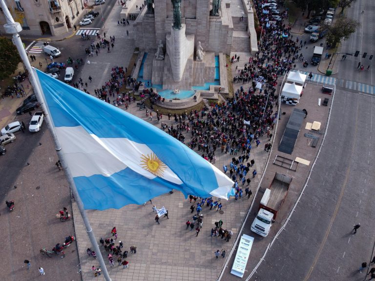 Aerial shot of a gathering at Monumento Nacional a la Bandera in Rosario, Argentina.